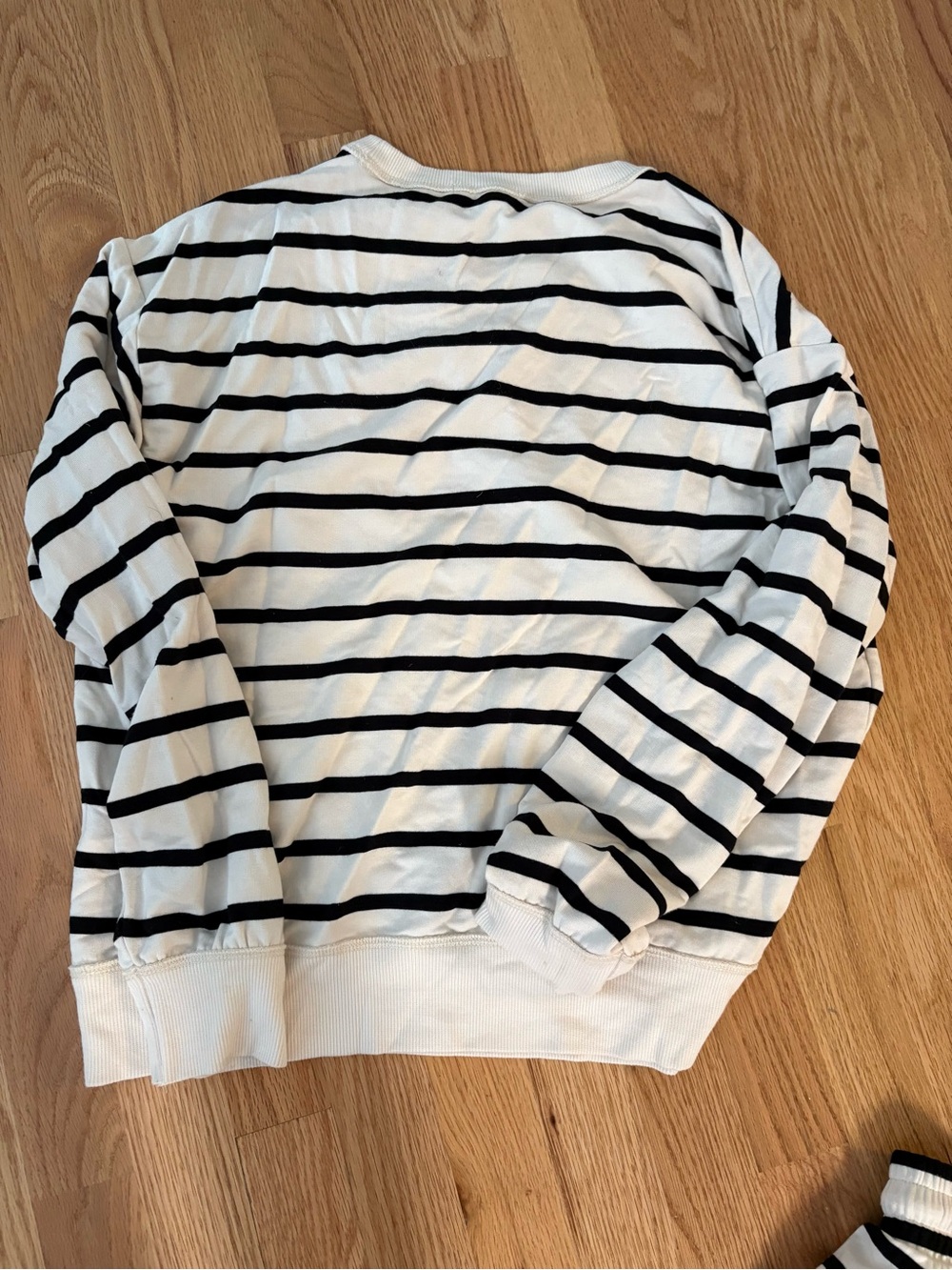 Z Supply Striped Lounge Set - Picture 2 of 7